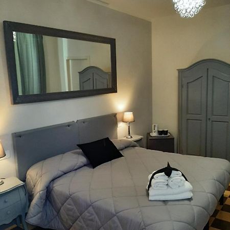 B&B Principe Calaf 3 Lucca Buitenkant foto