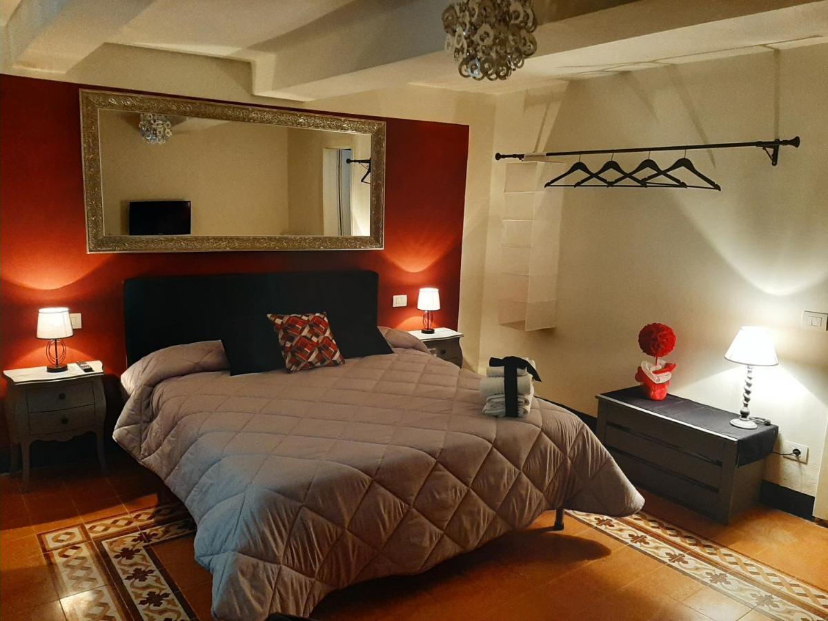 B&B Principe Calaf 3 Lucca Buitenkant foto