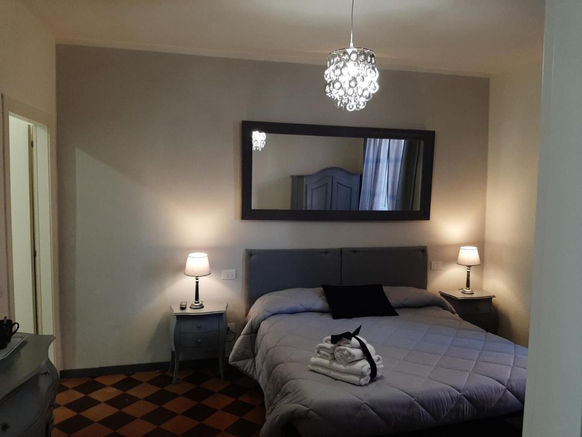 B&B Principe Calaf 3 Lucca Buitenkant foto