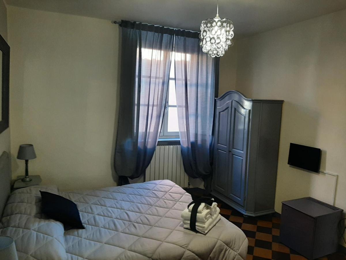 B&B Principe Calaf 3 Lucca Buitenkant foto