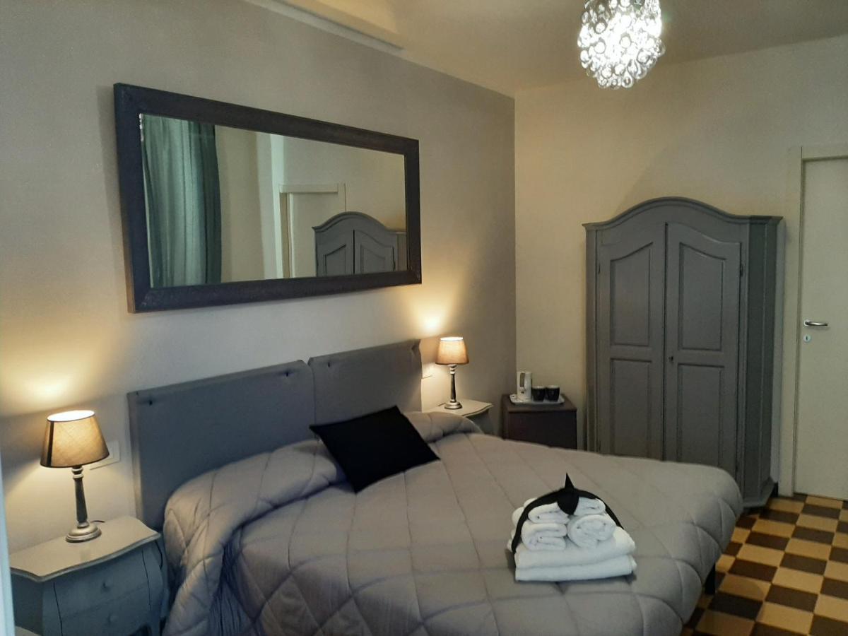 B&B Principe Calaf 3 Lucca Buitenkant foto