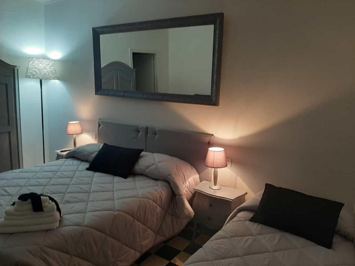 B&B Principe Calaf 3 Lucca Buitenkant foto
