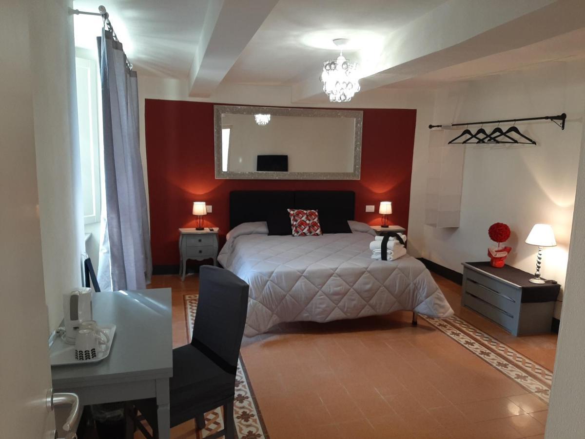 B&B Principe Calaf 3 Lucca Buitenkant foto