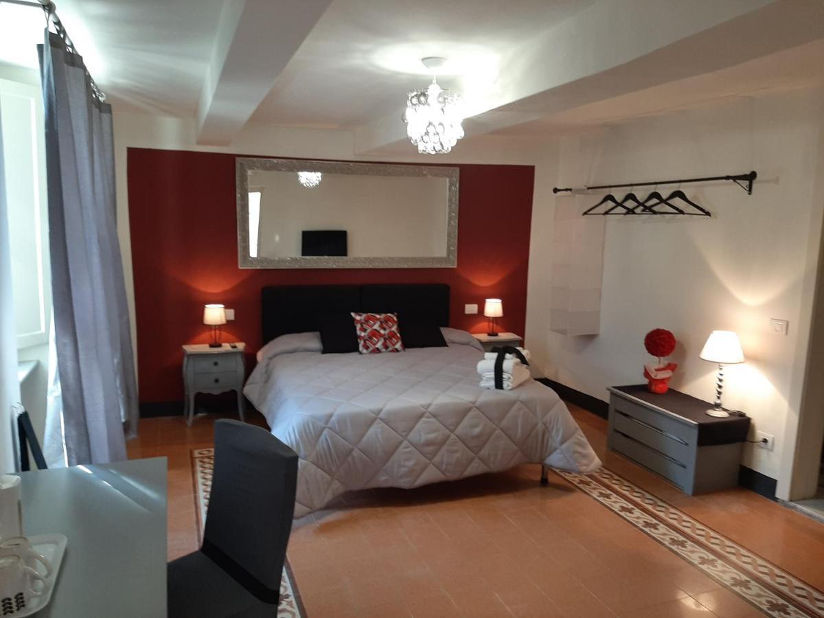 B&B Principe Calaf 3 Lucca Buitenkant foto