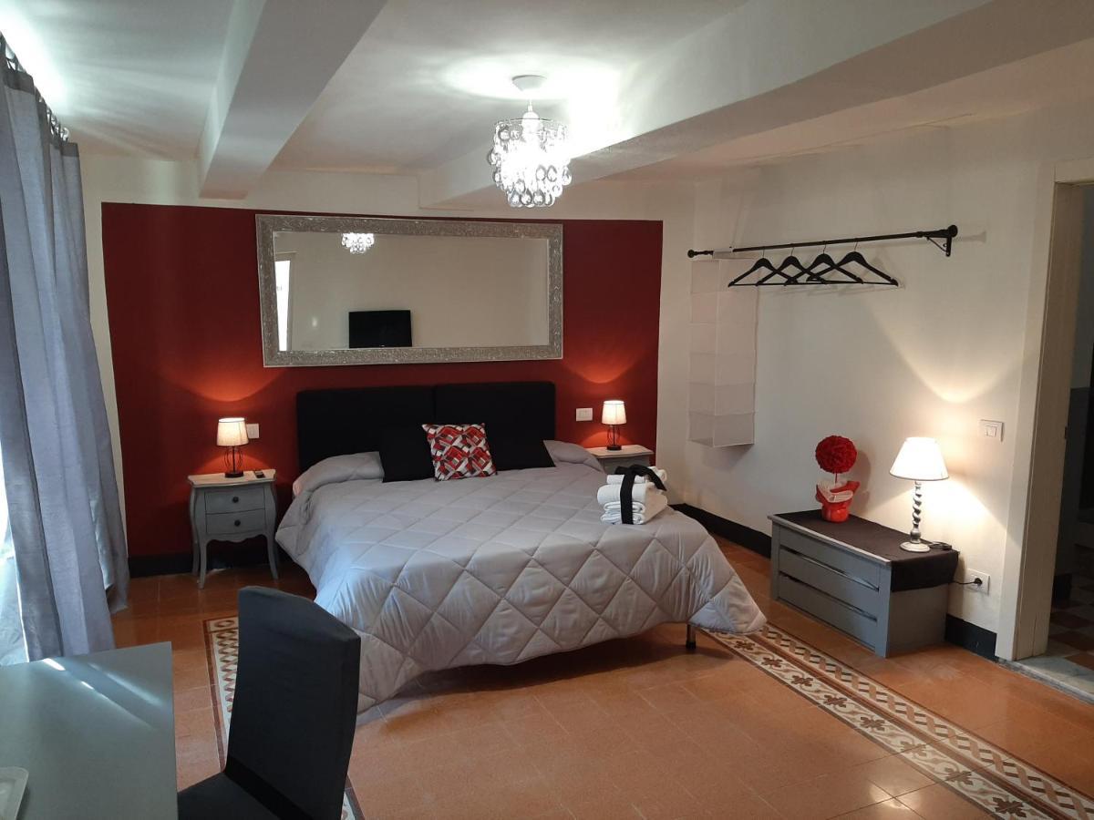 B&B Principe Calaf 3 Lucca Buitenkant foto