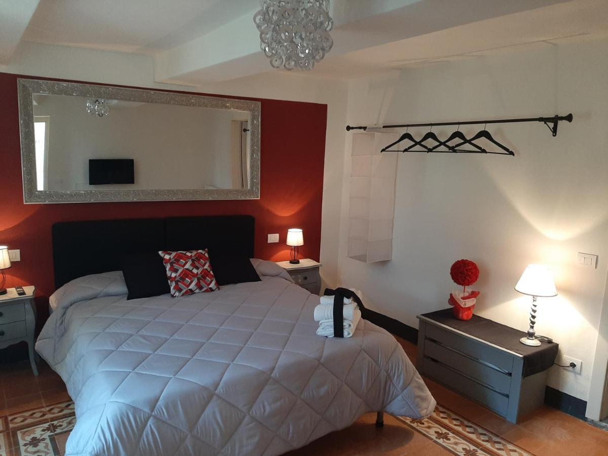 B&B Principe Calaf 3 Lucca Buitenkant foto