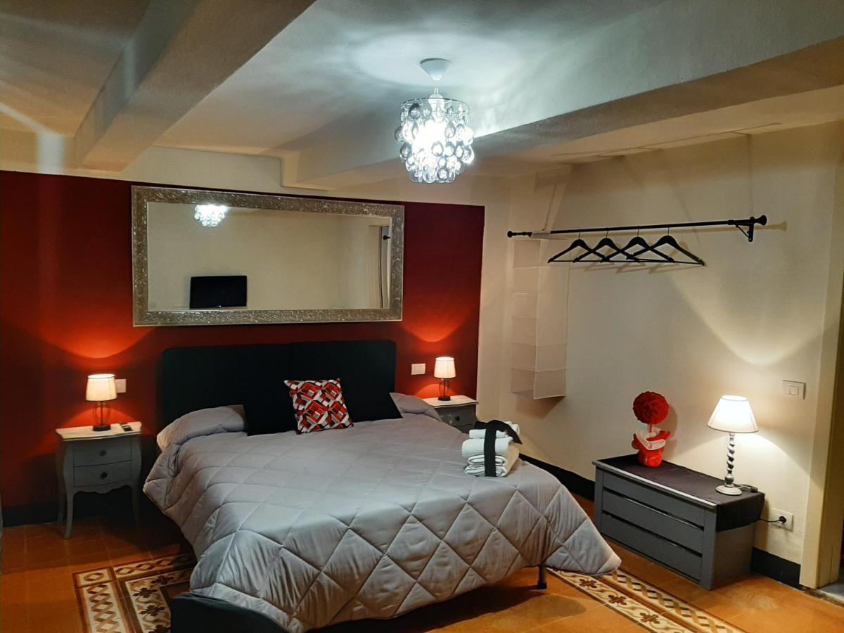 B&B Principe Calaf 3 Lucca Buitenkant foto