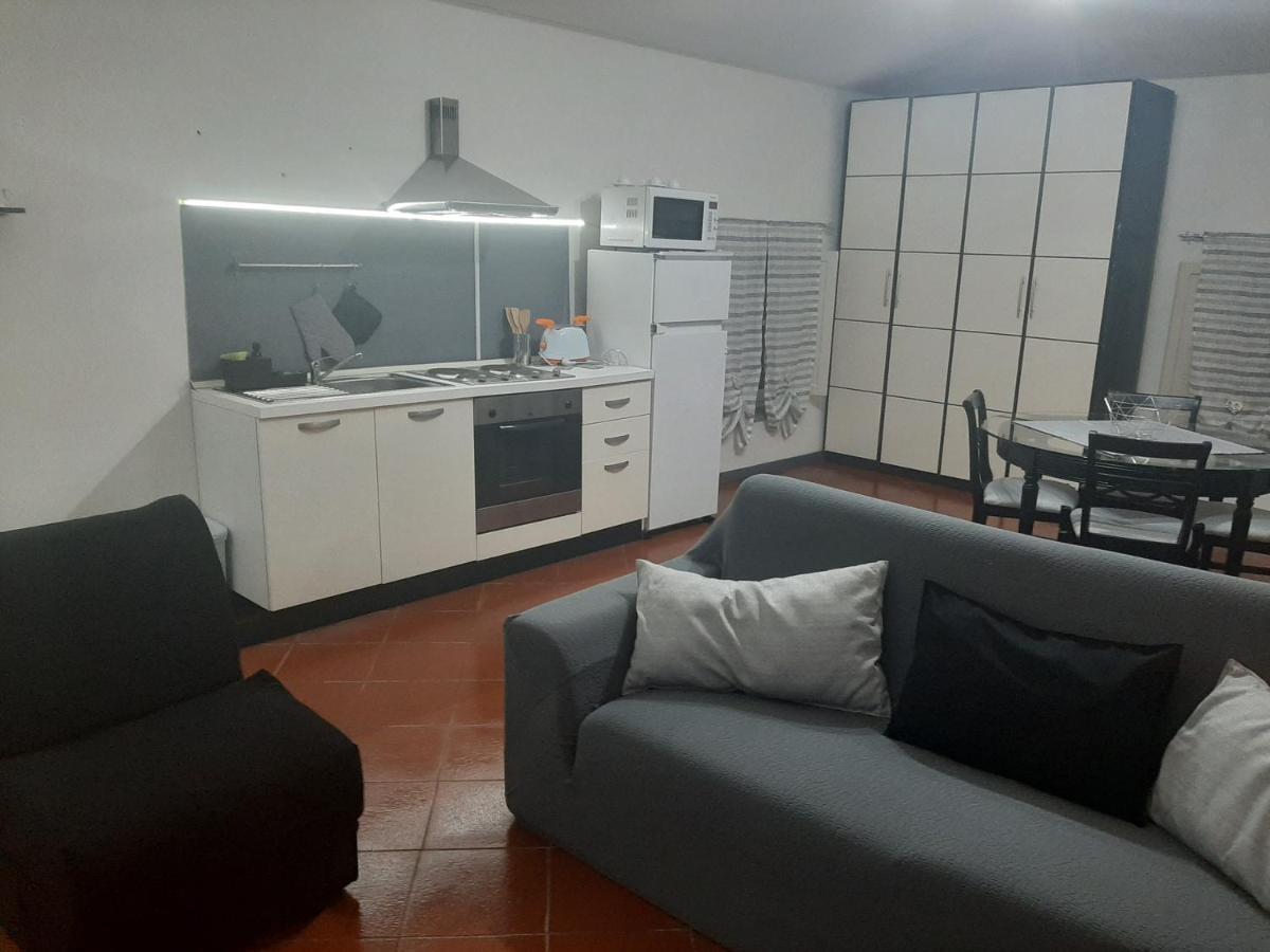 B&B Principe Calaf 3 Lucca Buitenkant foto